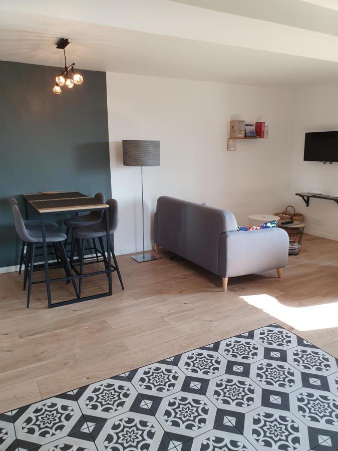 Appartement Pierres de Loire-draps et serviettes inclus-étage La Bohalle Exterior foto